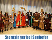 Sternsinger aus der Diözese Passau besuchten Ministerpräsident Horst Seehofer in der Bayerischen Staatskanzlei am 30.12.2013  (©Foto: Martin Schmitz)
